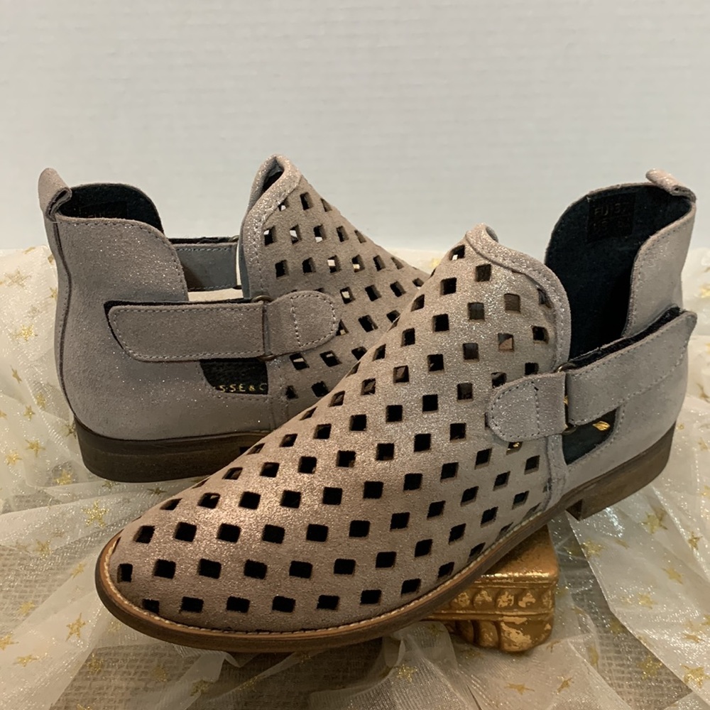 Musse & Cloud Booties - Picture 5 of 10